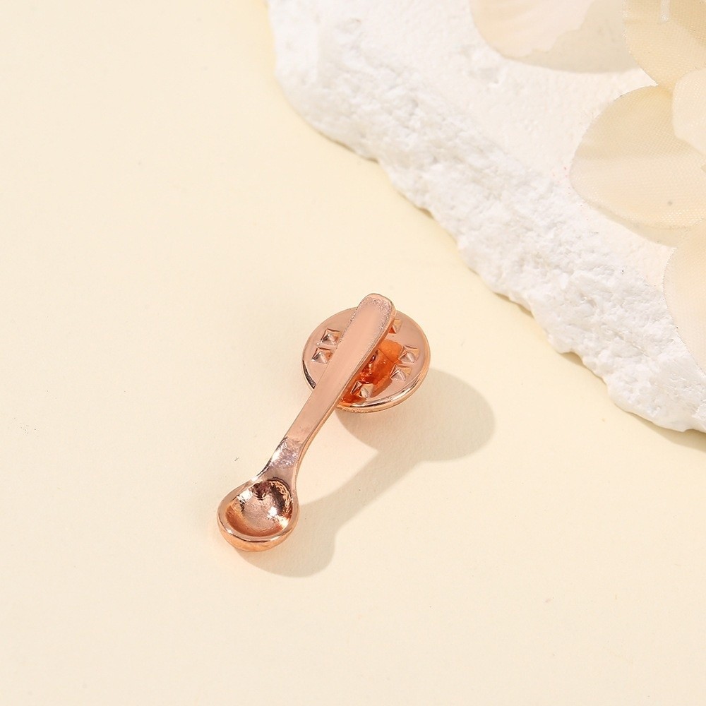 Vintage Collectible Spoons - دبابيس طية صدر معدنية بتصميم ملعقة