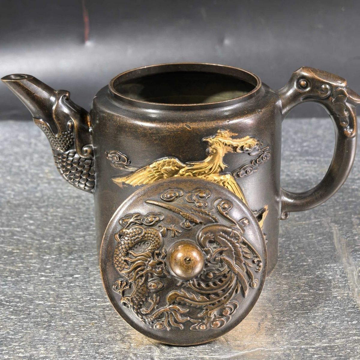 Collectible Vintage Wine - إبريق نبيذ وشاي من النحاس المذهب