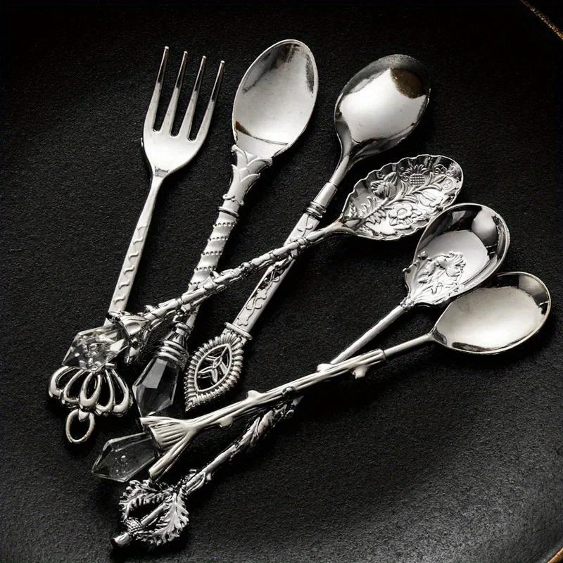 Vintage Collectible Spoons - 6 قطعة ملاعق خمر شوكة النمط