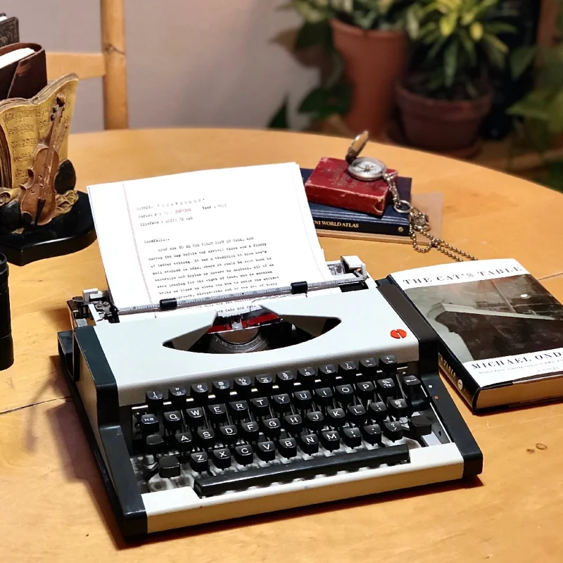 آلة كاتبة ميكانيكية ألمانية عت - مراجعة Collectible Vintage Tools وسعره