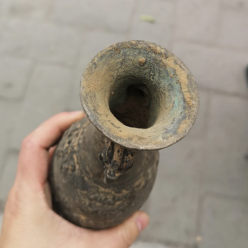 مزهرية من مجموعة البرونز، بزخر - مراجعة Collectible Vintage Tools وسعره