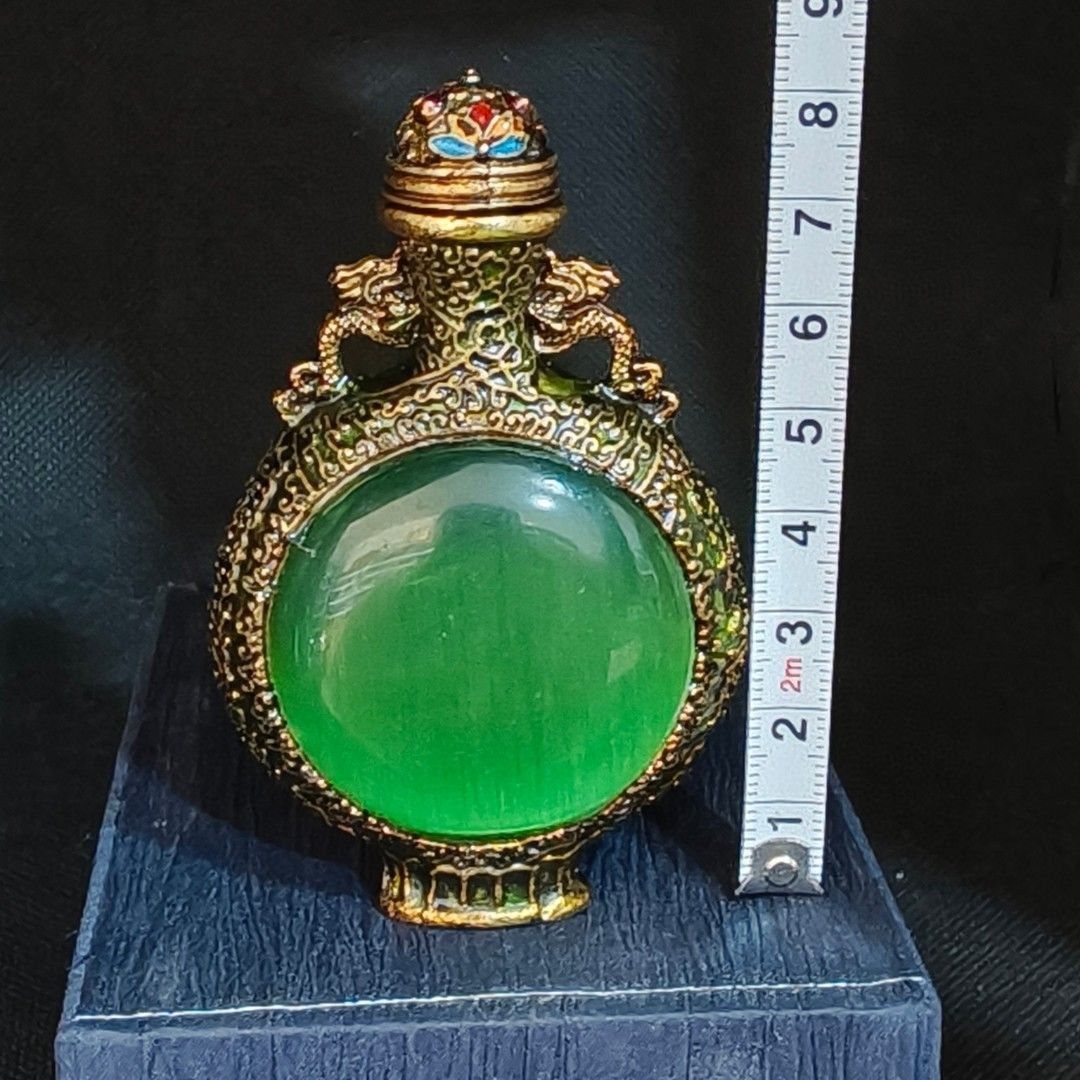 مجموعة عتيقة: زجاجة نشوقات مزد - مراجعة Vintage Collectible Bottles وسعره