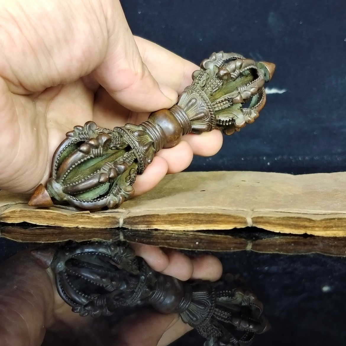 مدقة فاجرا التبتية ذات الثماني - مراجعة Collectible Vintage Tools وسعره