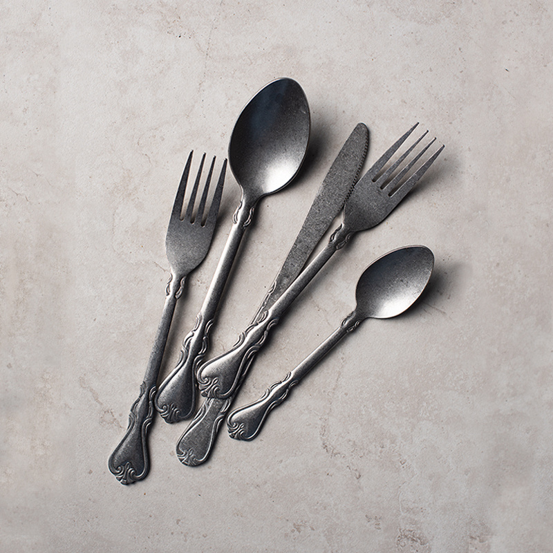 سكين وشوكة ملعقة عتيقة مصنوعة  - مراجعة Vintage Collectible Spoons وسعره