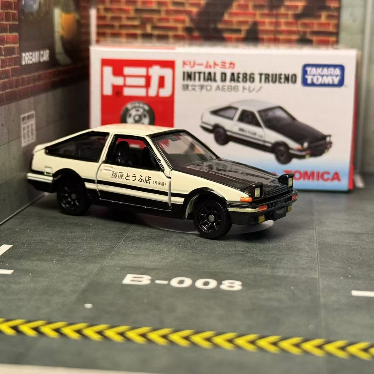 حلم توميكا رقم. 145 الأولي D A - مراجعة Vintage Collectible Toy Cars وسعره