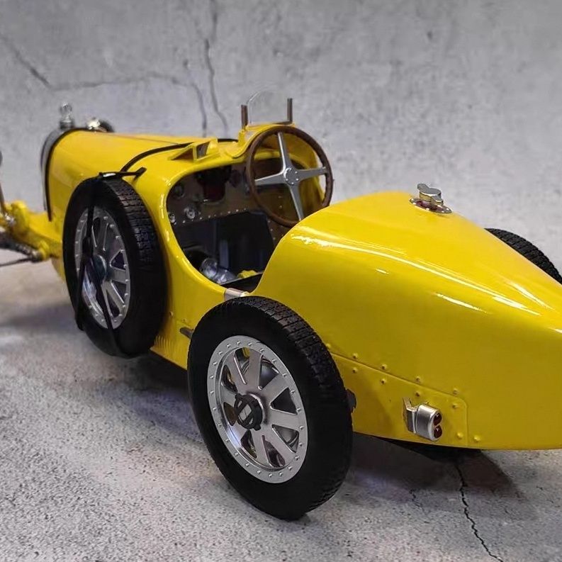 نموذج سيارة بوجاتي T35 الكلاسي - مراجعة Vintage Toys Collection وسعره